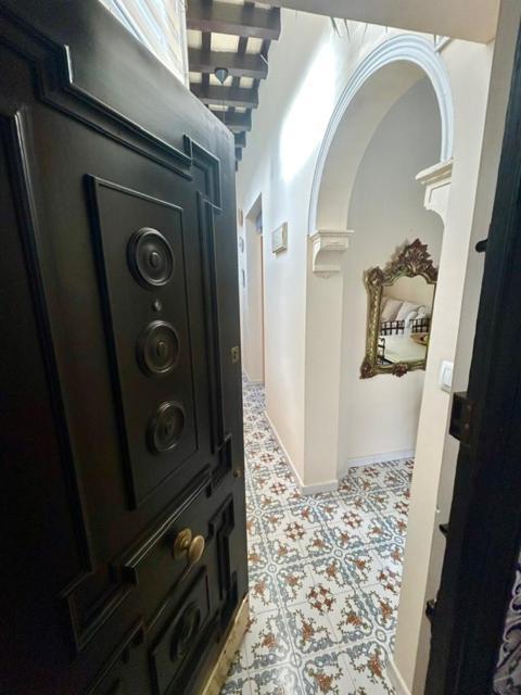 Gatu Casa Lola , " Preferente Mayores De 25 Anos Y Familias " El Puerto de Santa María Dış mekan fotoğraf
